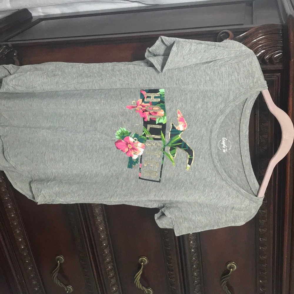 hollister california graphic tee